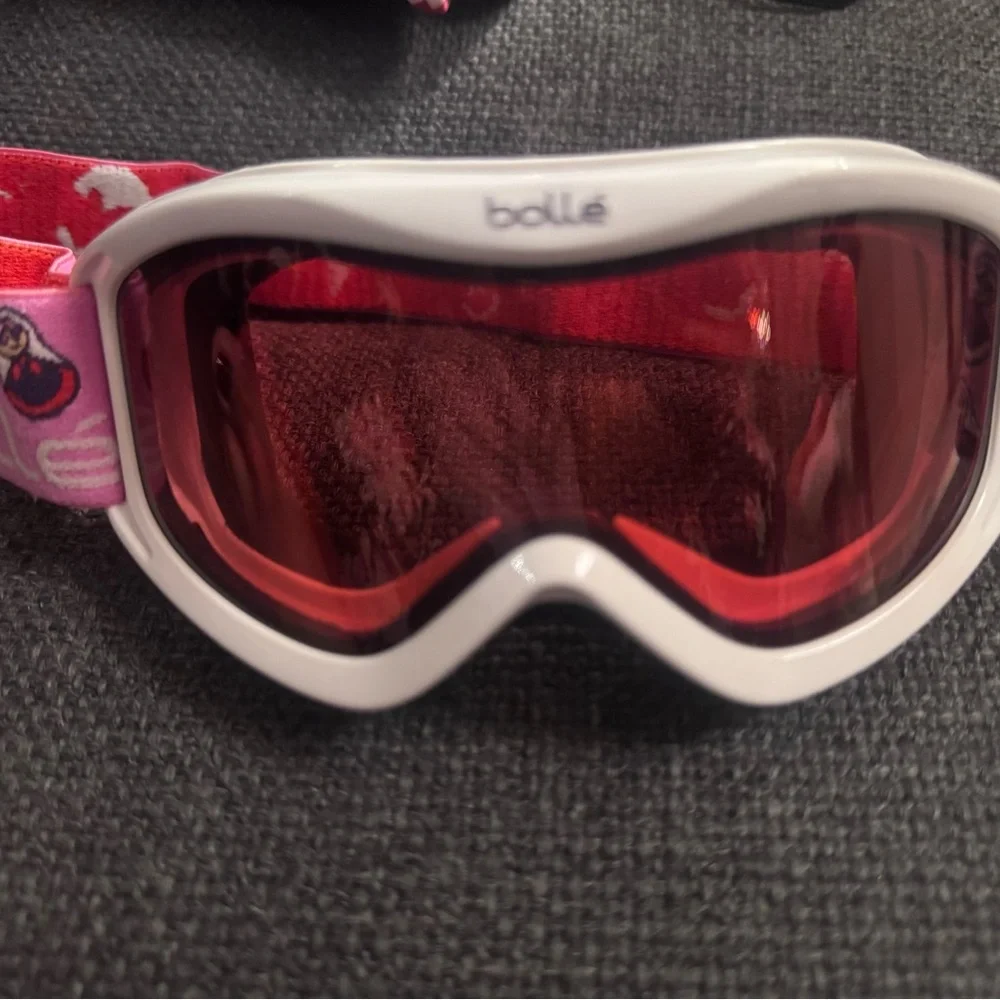 Bolle Kids Sunglasses with Pink Strap and Red Lens